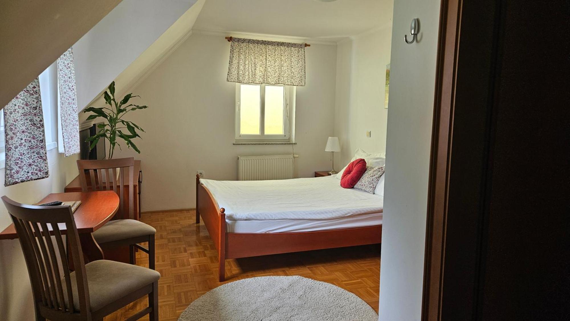 Guest House Pod Grebenom Podcetrtek Esterno foto