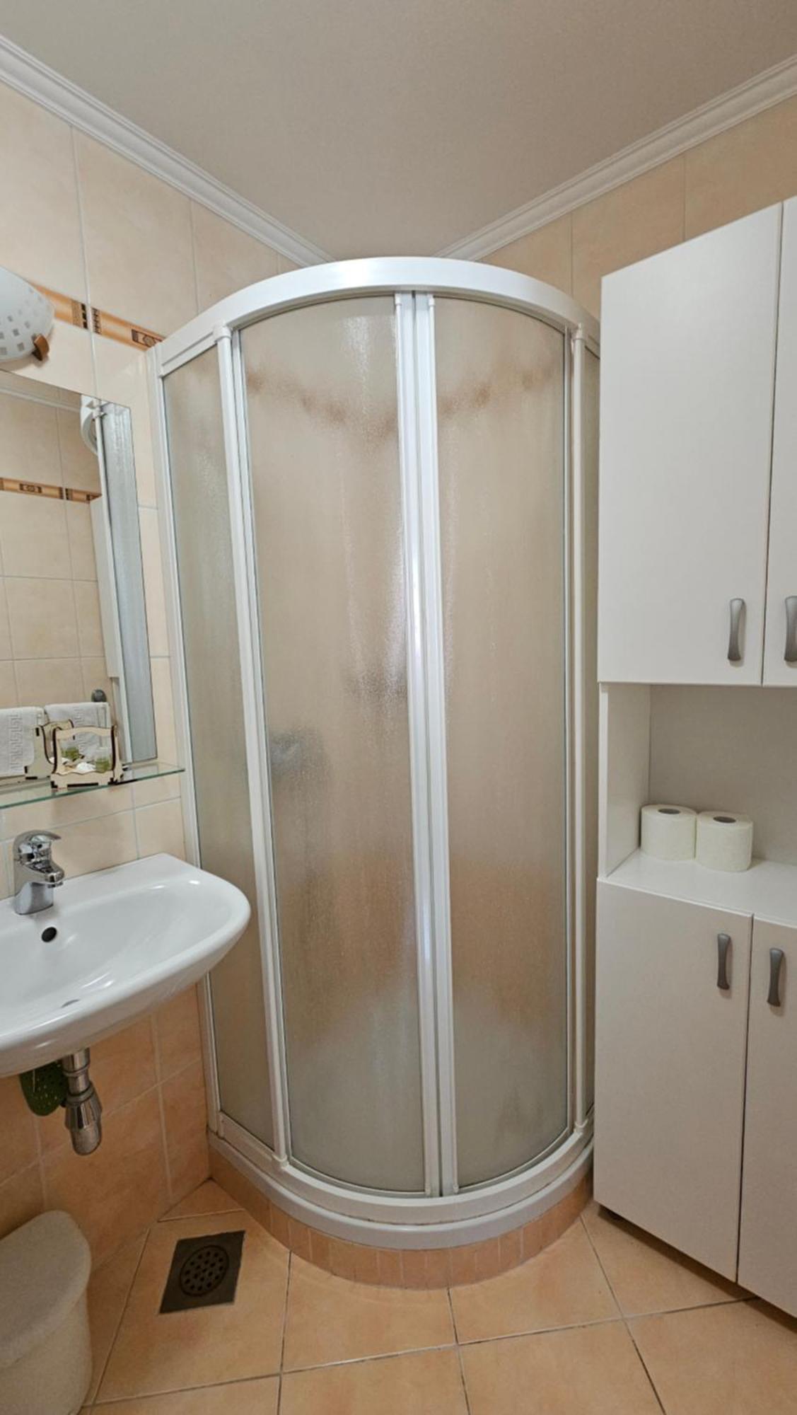 Guest House Pod Grebenom Podcetrtek Esterno foto
